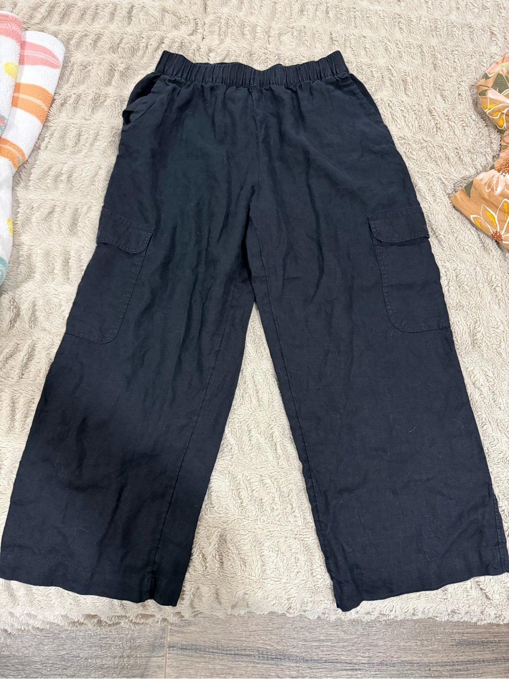 Women’s Straight Leg Cargo Pants - Black